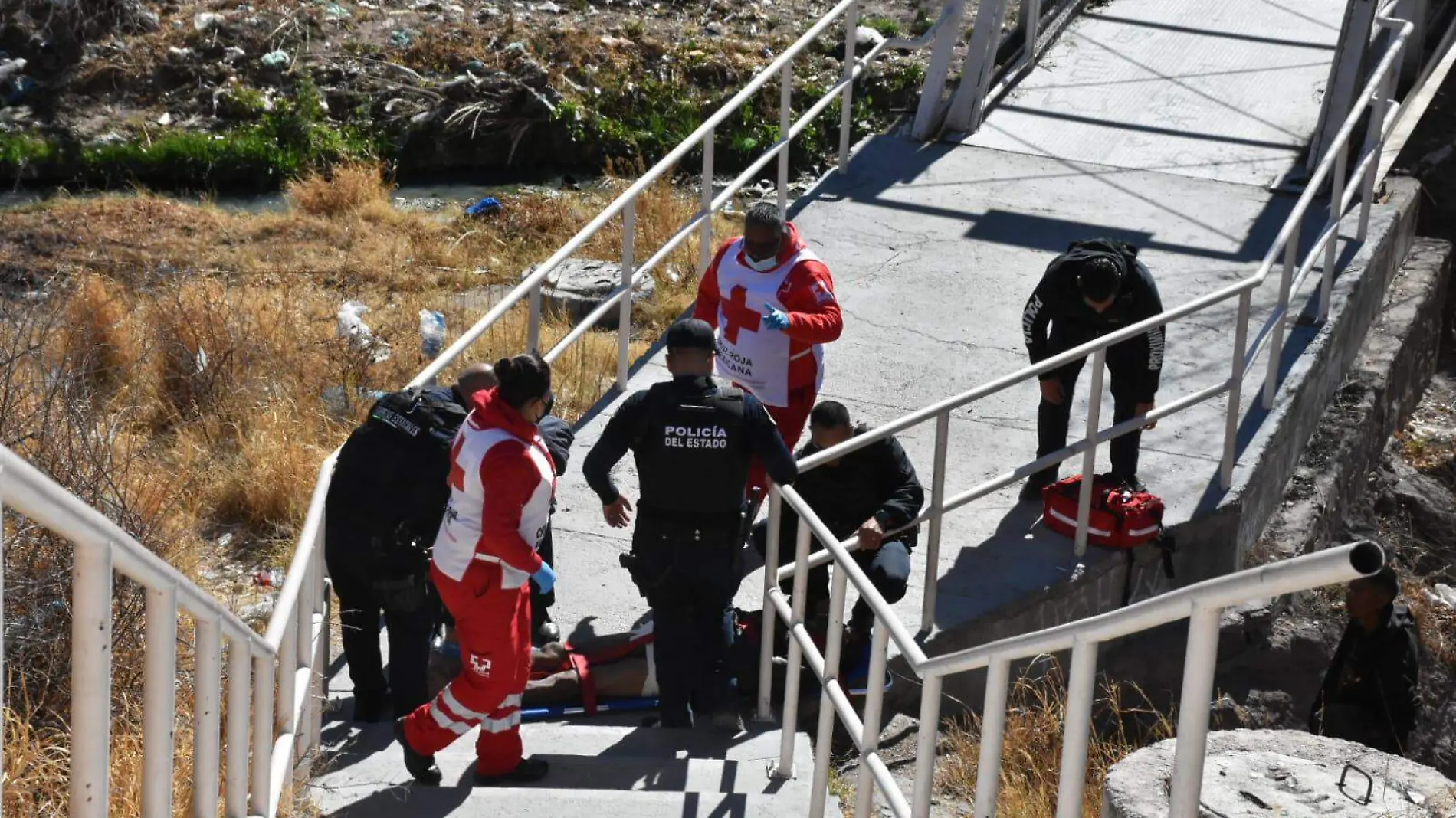 hombre se desangra al intentar inyectarse